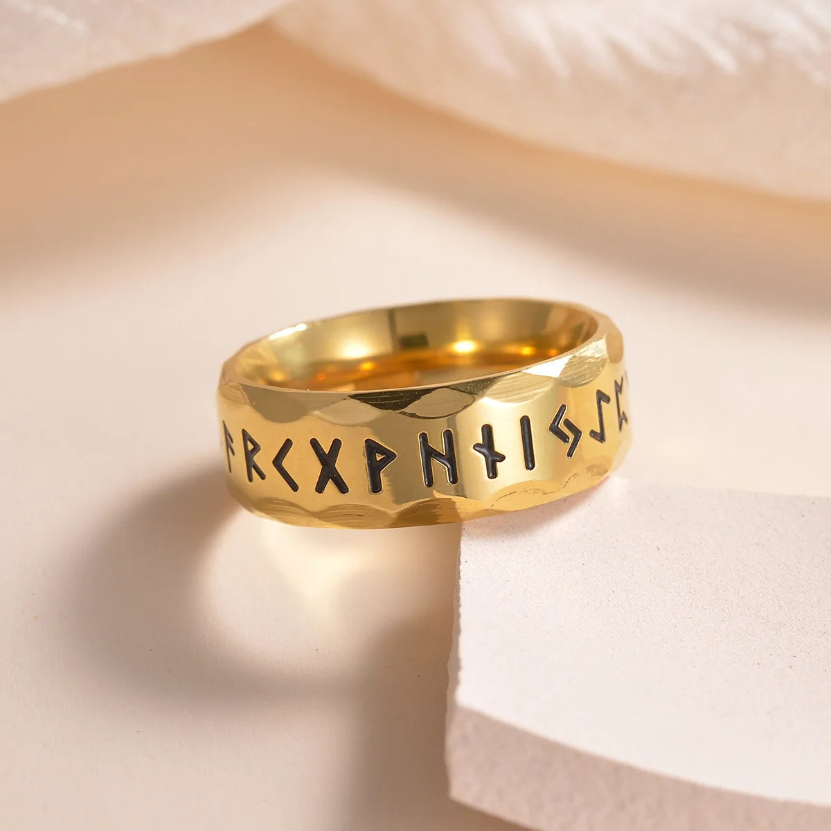 Anillo Runas