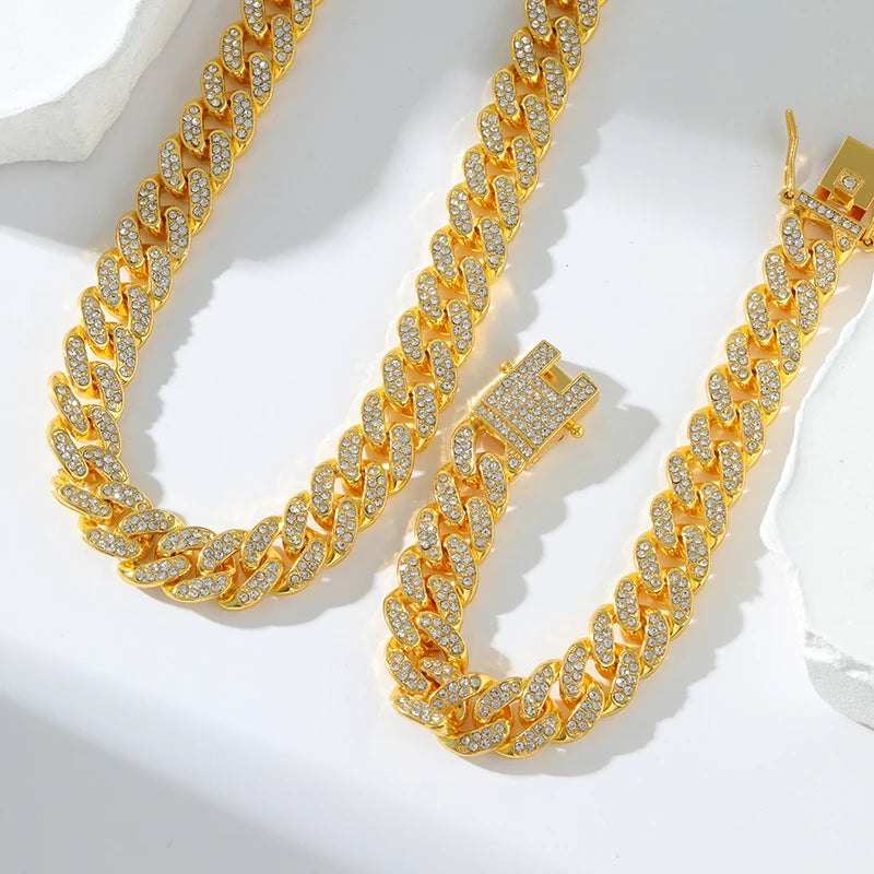 Cadena Cubana 18k con Diamantes