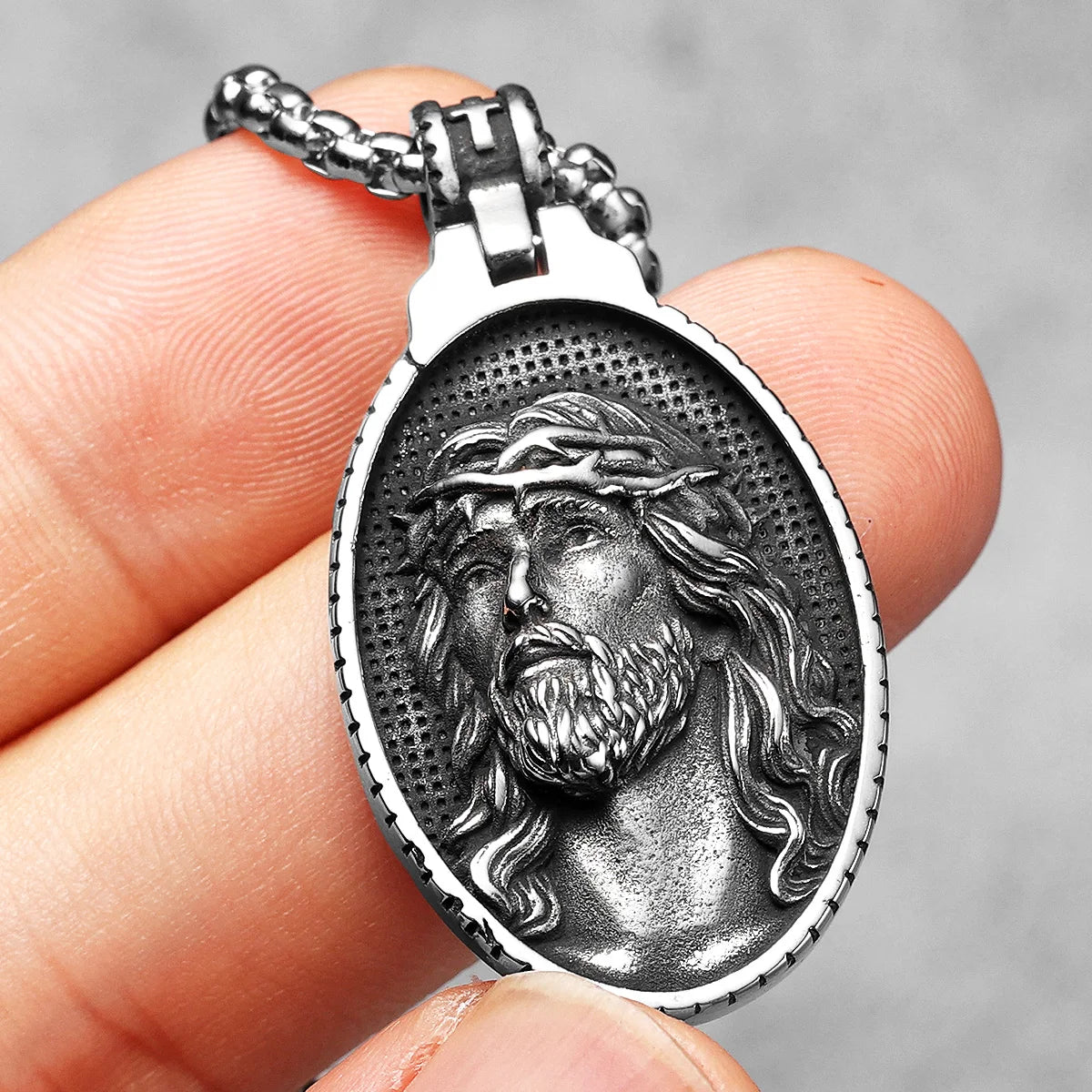 Jesus pendant