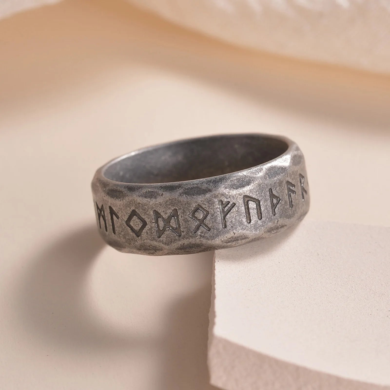 Anillo Runas