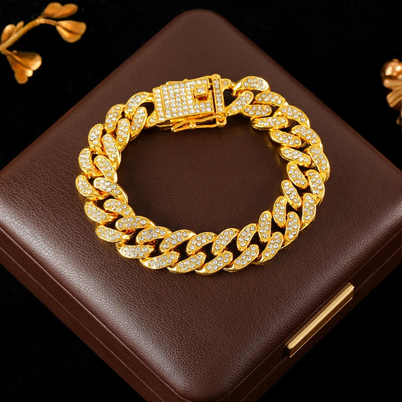Cadena Cubana 18k con Diamantes