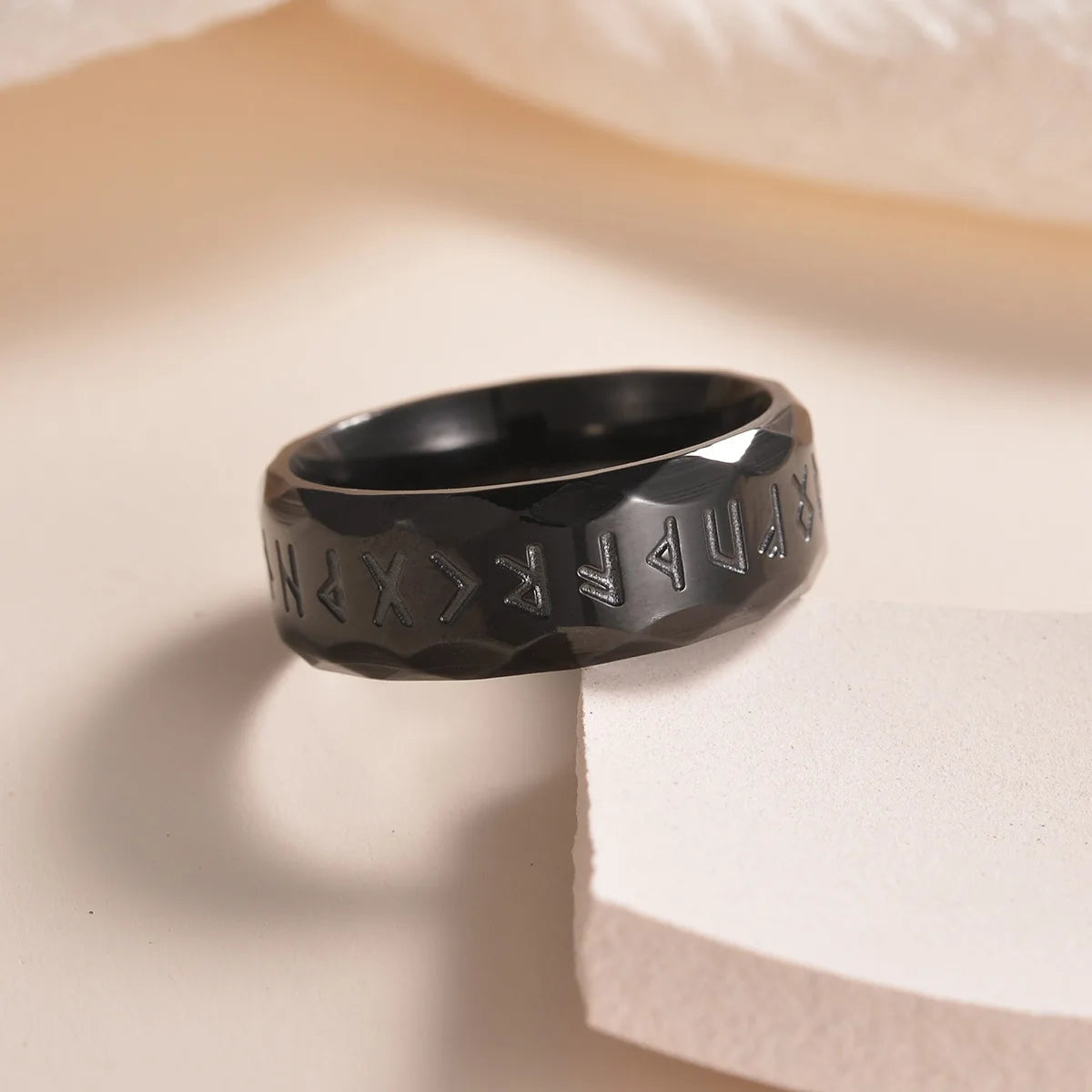 Anillo Runas
